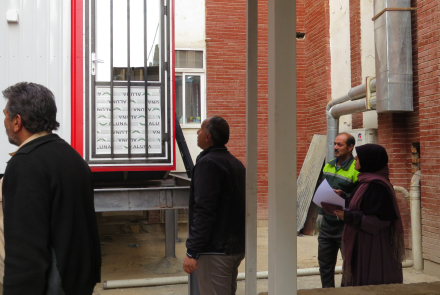 نصب کانکس الحاقی جهت داروخانه مرکز آموزشی درمانی امین 