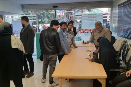 حضور باشکوه پرسنل مرکز آموزشی درمانی امین پای صندوق های رای