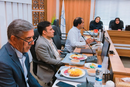 تجلیل از معمـاران نظم اطلاعات سـلامت در مرکـز آموزشـی درمانـی امیـن